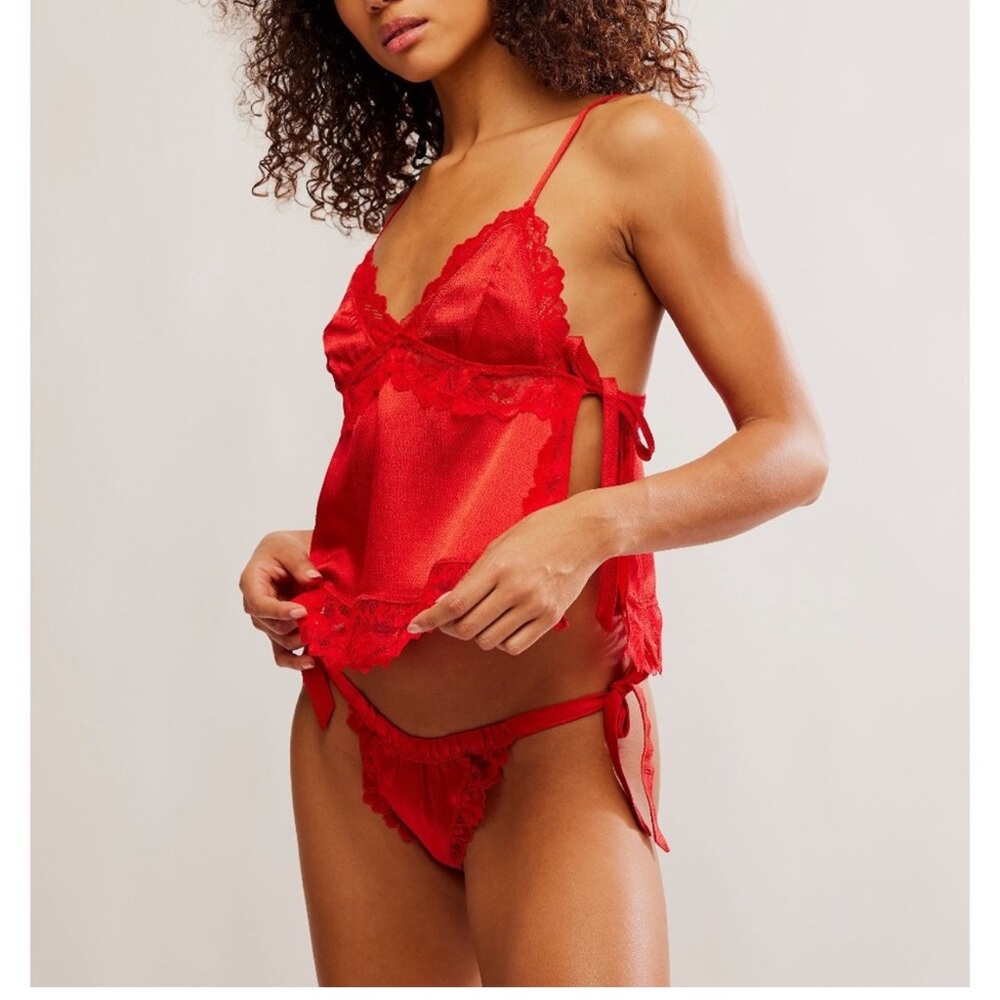 NWT FREE PEOPLE First Blush Cami + Panty Set / Goji Berry Size Large